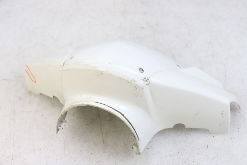 photo de COUVRE GUIDON AVANT PEUGEOT STREETZONE 2T 50 (2014 - 2019) - État de surface