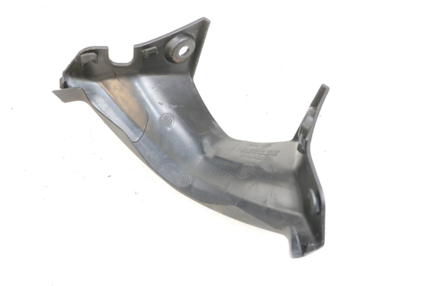 photo de COUVRE GUIDON AVANT KYMCO SUPER 8 4T 50 (2021 - 2024) - Zoom état d’usage