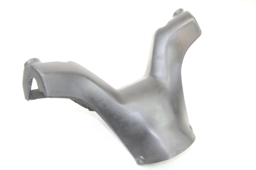 photo de COUVRE GUIDON AVANT SUZUKI BURGMAN 125 (2015 - 2017) - Détail de la pièce