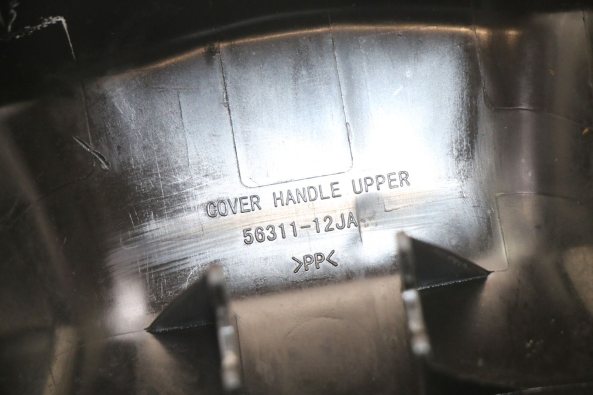 photo de COUVRE GUIDON AVANT SUZUKI BURGMAN 125 (2015 - 2017) - État de surface