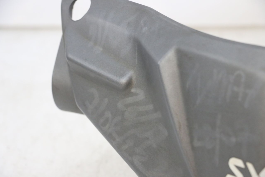 photo de COUVRE GUIDON AVANT SYM ORBIT 2 4T 50 (2008 - 2017) - État de surface