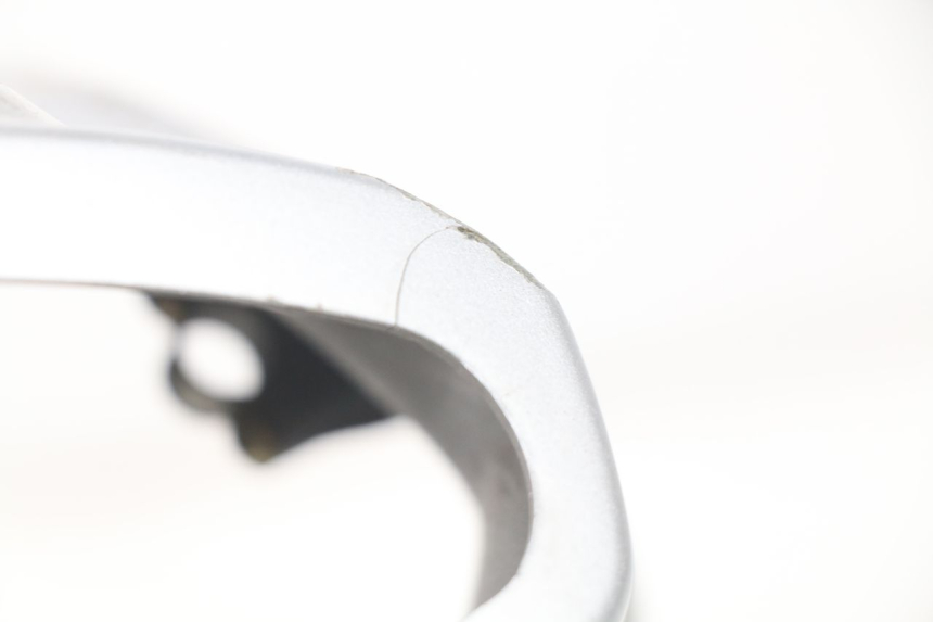 photo de COUVRE GUIDON AVANT SYM SYMPHONY 50 (2009 - 2015) - Zoom état d’usage