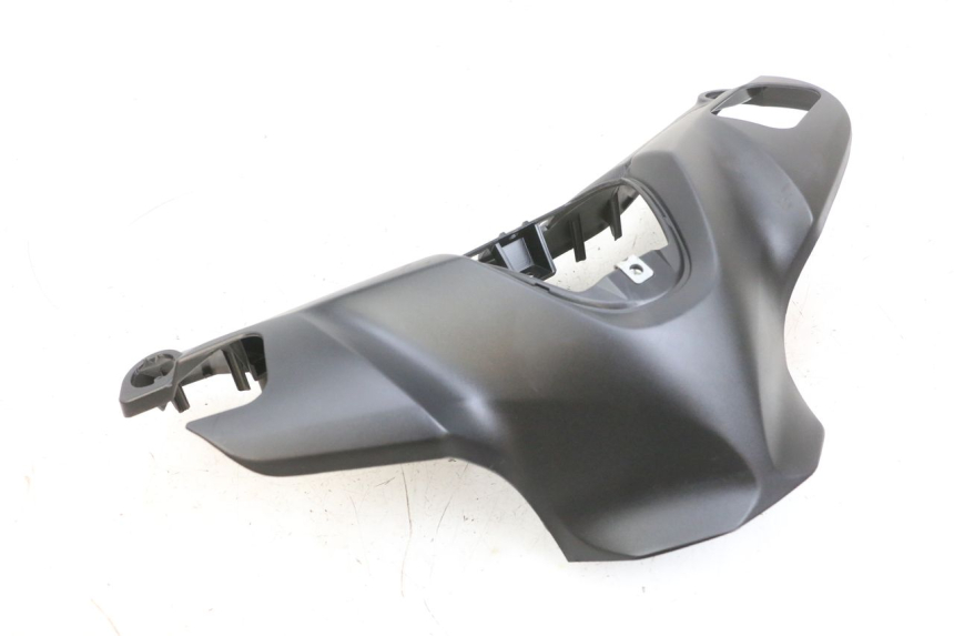 photo de COUVRE GUIDON AVANT YAMAHA TRICITY 300 (2020 - 2024) - Points de fixation