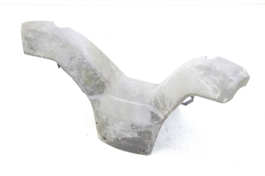 photo de COUVRE GUIDON AVANT SUZUKI UH BURGMAN 125 (2002 - 2006) - Gros plan technique