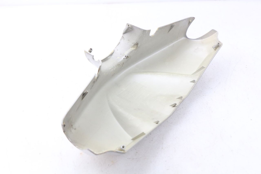 photo de COUVRE GUIDON AVANT PEUGEOT VIVACITY 100 (1999 - 2008) - Détail de la pièce