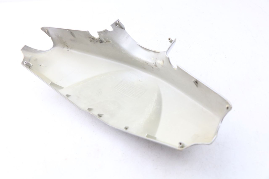 photo de COUVRE GUIDON AVANT PEUGEOT VIVACITY 100 (1999 - 2008) - Gros plan technique