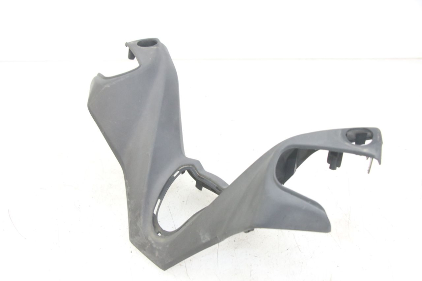 photo de COUVRE GUIDON AVANT KYMCO X-CITING XCITING 400 (2014 - 2018) - Gros plan technique