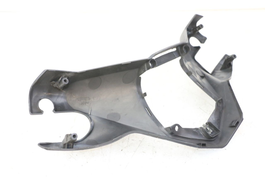photo de COUVRE GUIDON AVANT YAMAHA X-MAX XMAX ABS 250 (2010 - 2012) - Gros plan technique