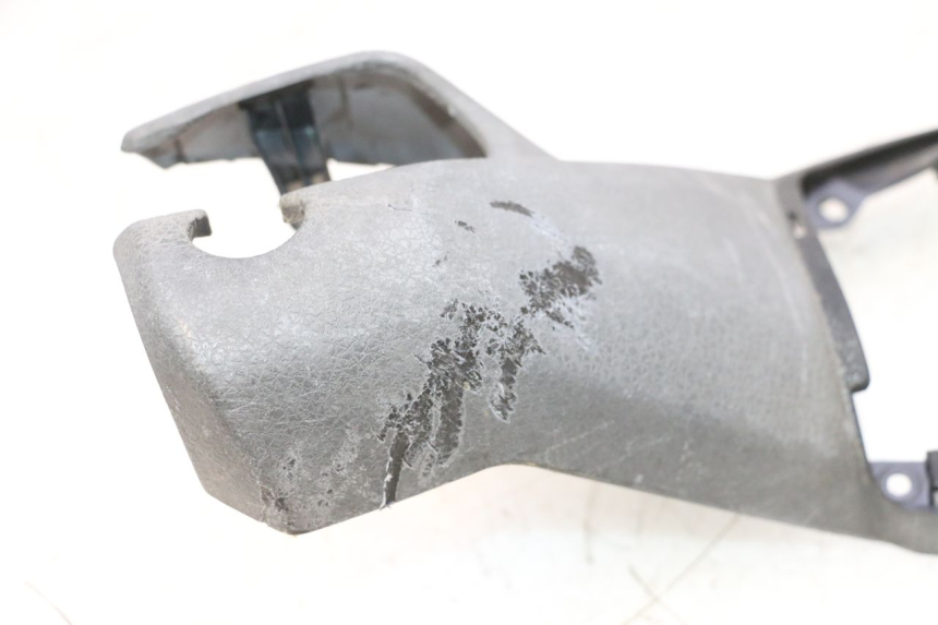 photo de COUVRE GUIDON AVANT YAMAHA X-MAX XMAX 125 (2010 - 2013) - Zoom état d’usage