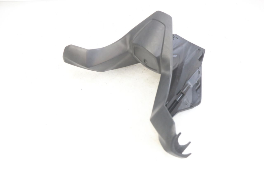 photo de COUVRE GUIDON AVANT KYMCO X-TOWN XTOWN 125 (2016 - 2021) - Détail de la pièce