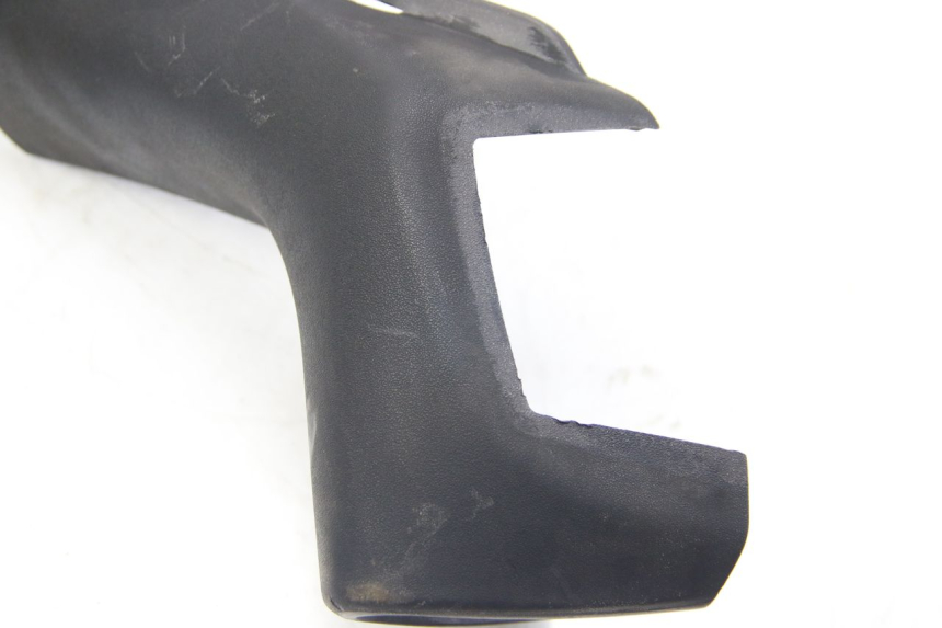 photo de COUVRE GUIDON AVANT PIAGGIO X8 125 (2004 - 2007) - État de surface