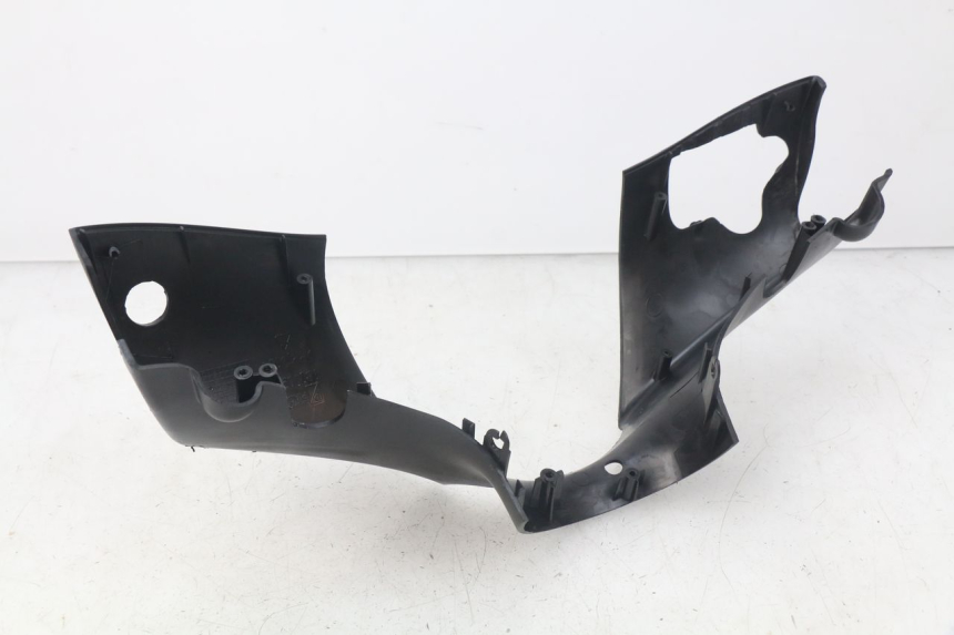 photo de COUVRE GUIDON AVANT PIAGGIO ZIP 4T 50 (2006 - 2017) - Zoom état d’usage
