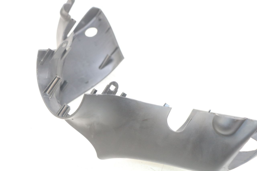 photo de COUVRE GUIDON AVANT PIAGGIO ZIP 4T 50 (2018 - 2020) - Détail de la pièce