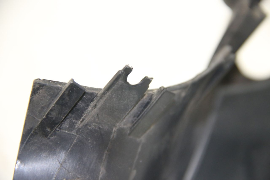 photo de COUVRE GUIDON AVANT PIAGGIO ZIP 4T 50 (2018 - 2020) - Zoom état d’usage