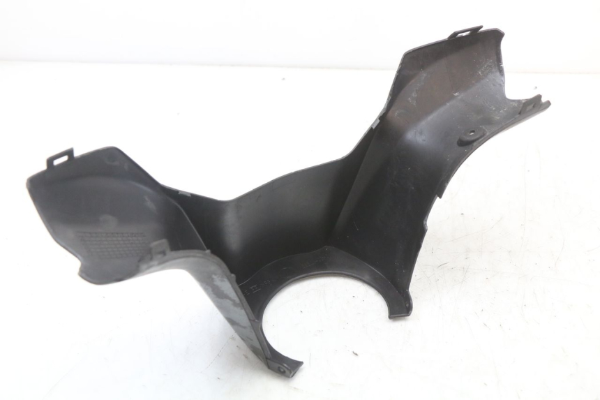 photo de COUVRE GUIDON SUZUKI BURGMAN 125 (2007 - 2014) - Autre angle de vue