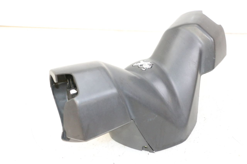 photo de COUVRE GUIDON  PEUGEOT CITYSTAR 50 (2013 - 2017) - Gros plan technique