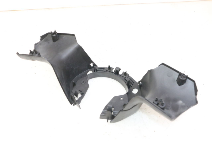 photo de COUVRE GUIDON  PEUGEOT CITYSTAR 50 (2013 - 2017) - Points de fixation