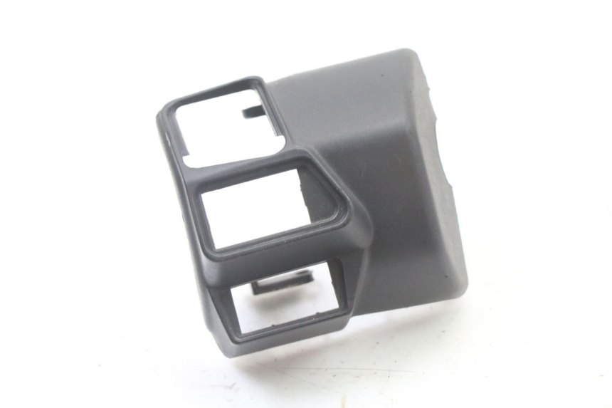 photo de COUVRE GUIDON COMMODO APRILIA ATLANTIC 125 (2003 - 2009) - Vue principale