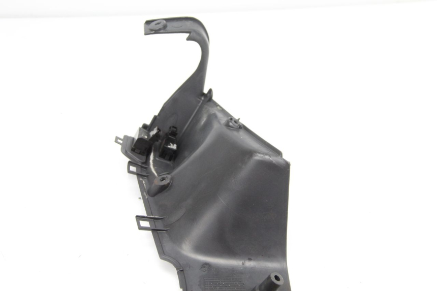 photo de COUVRE GUIDON COMMODO HONDA FES PANTHEON 125 (2003 - 2007) - Vue d’ensemble