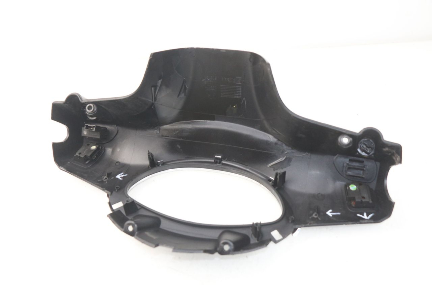 photo de COUVRE GUIDON COMMODO PIAGGIO FLY IE 125 (2012 - 2017) - Zoom état d’usage