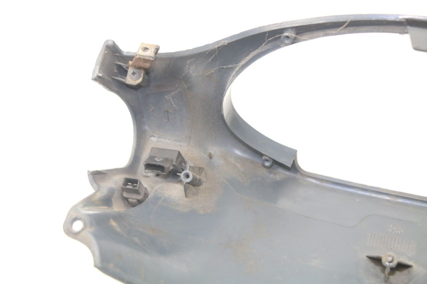 photo de COUVRE GUIDON COMMODO PIAGGIO HEXAGON LX4 125 (1998 - 2001) - Autre angle de vue