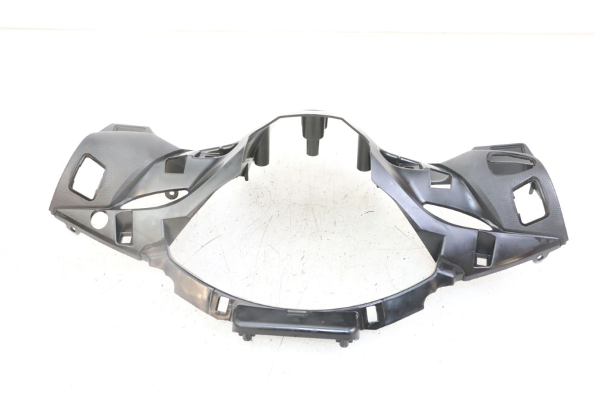 photo de COUVRE GUIDON COMMODO HONDA SH i 300 (2015 - 2020) - Autre angle de vue