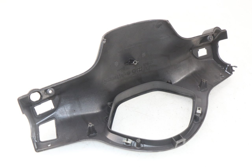 photo de COUVRE GUIDON COMMODO PIAGGIO LIBERTY 4T 50 (2009 - 2015) - Vue d’ensemble