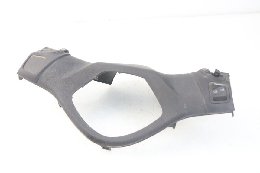 photo de COUVRE GUIDON COMMODO PIAGGIO LIBERTY IGET 4T 50 (2015 - 2020) - Vue principale