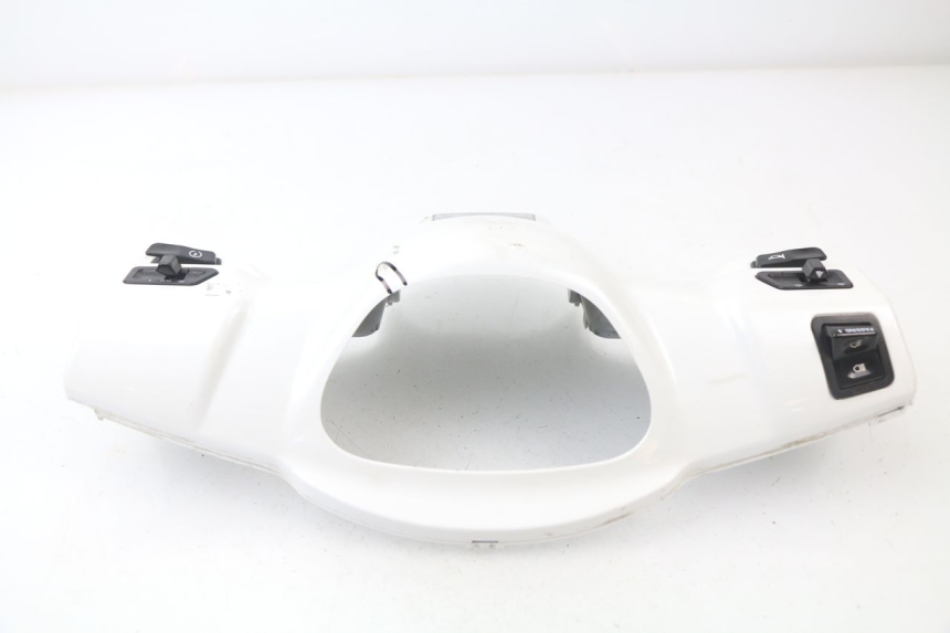photo de COUVRE GUIDON COMMODO KYMCO LIKE 2T 50 (2009 - 2018) - Zoom composants