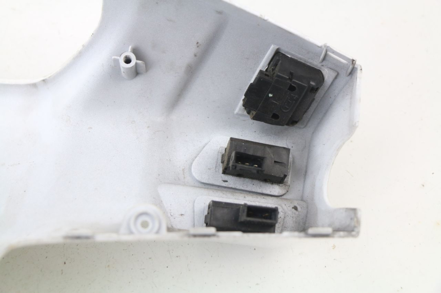 photo de COUVRE GUIDON COMMODO KYMCO LIKE 2T 50 (2009 - 2018) - Zoom état d’usage