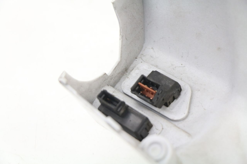 photo de COUVRE GUIDON COMMODO KYMCO LIKE 2T 50 (2009 - 2018) - Autre angle de vue