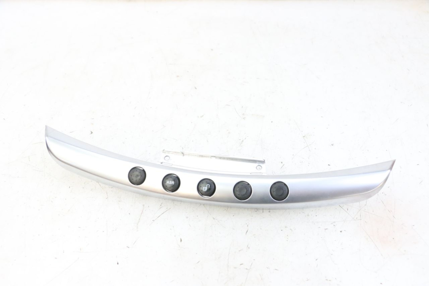 photo de COUVRE GUIDON COMMODO PIAGGIO MP3 500 (2014 - 2017) - Vue principale