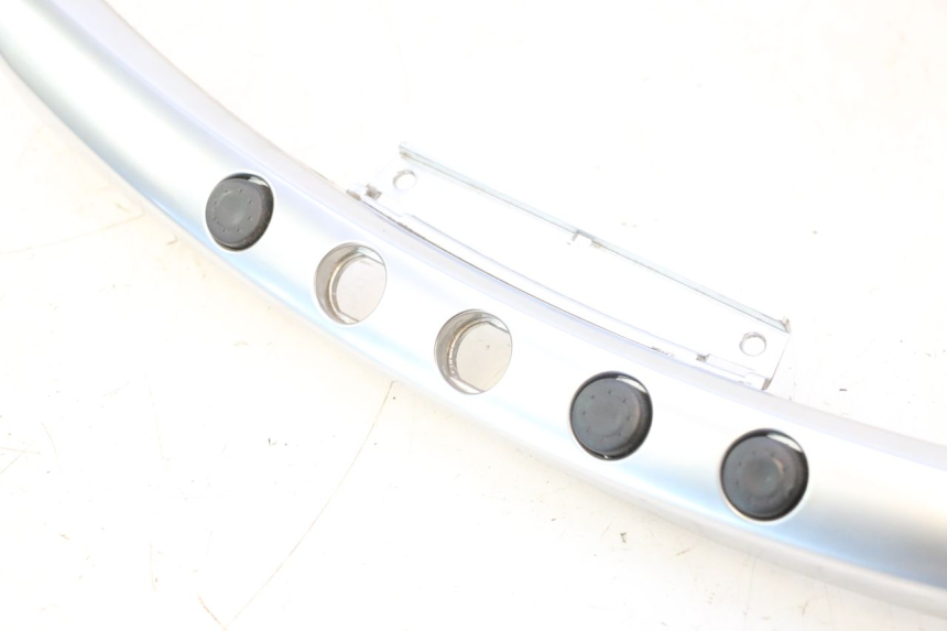 photo de COUVRE GUIDON COMMODO PIAGGIO MP3 500 (2016 - 2018) - Points de fixation