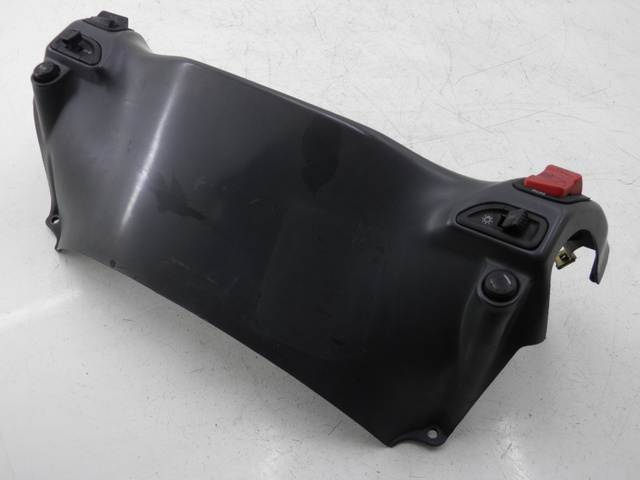 photo de COUVRE GUIDON COMMODO PIAGGIO SUPER LX 125 (2000 - 2003) - Vue principale
