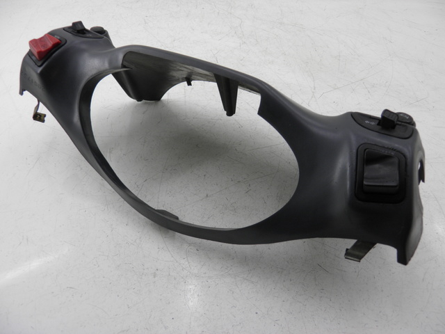 photo de COUVRE GUIDON COMMODO PIAGGIO SUPER LX 125 (2000 - 2003) - Pièce contrôlée
