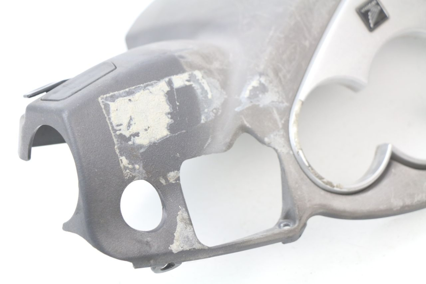 photo de COUVRE GUIDON COMMODO HONDA SES DYLAN 125 (2002 - 2006) - Points de fixation