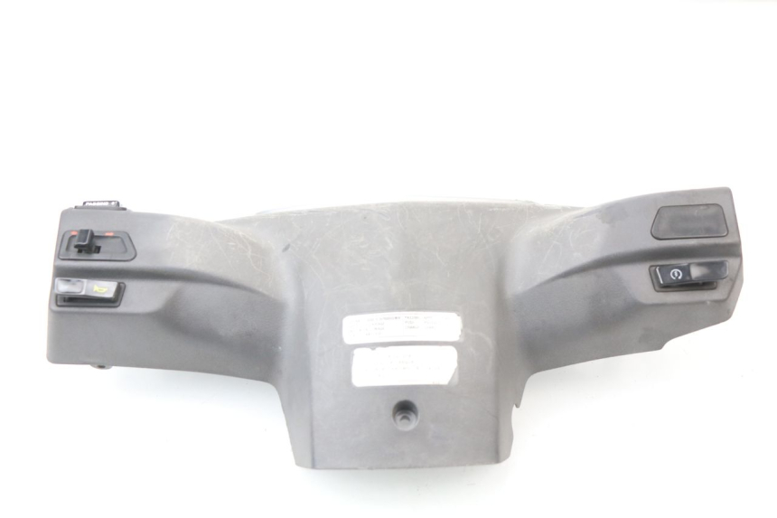 photo de COUVRE GUIDON COMMODO HONDA SES DYLAN 125 (2002 - 2006) - Pièce contrôlée