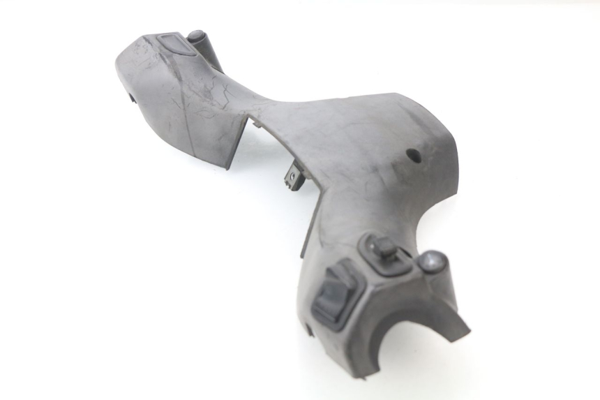 photo de COUVRE GUIDON COMMODO GILERA STALKER 50 (1997 - 2005) - Gros plan technique