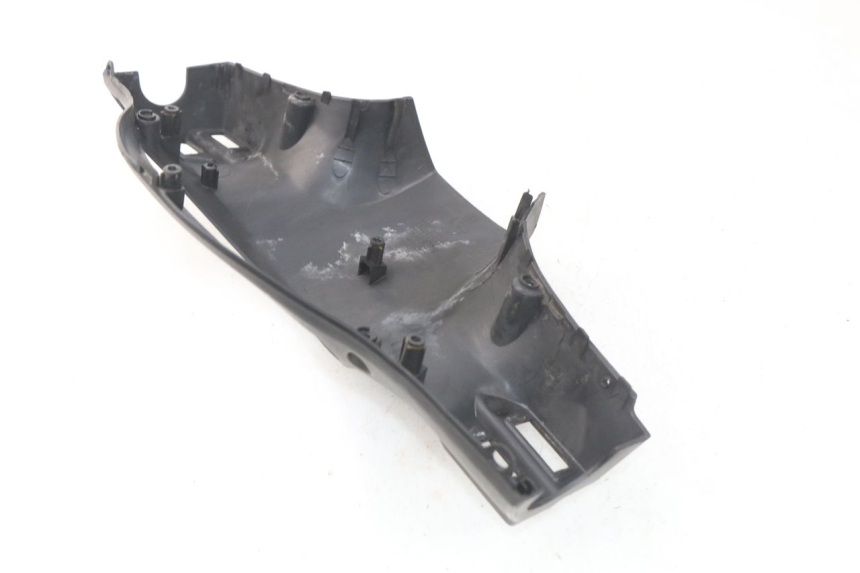 photo de COUVRE GUIDON COMMODO SYM SYMPHONY 50 (2009 - 2015) - Détail de la pièce