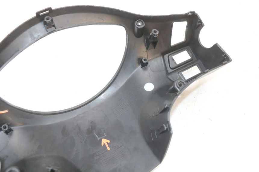 photo de COUVRE GUIDON COMMODO PEUGEOT TWEET 125 (2018 - 2021) - Vue d’ensemble