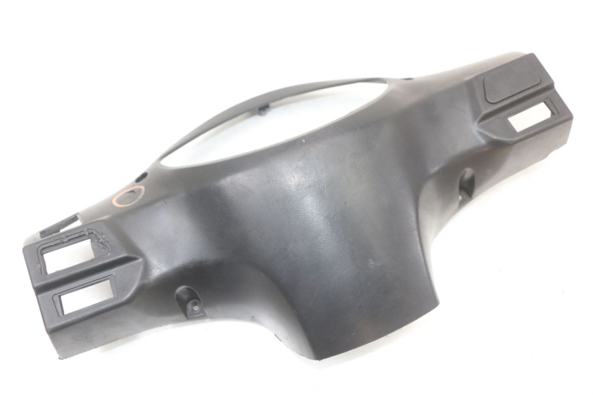 photo de COUVRE GUIDON COMMODO PEUGEOT TWEET 125 (2018 - 2021) - Pièce contrôlée