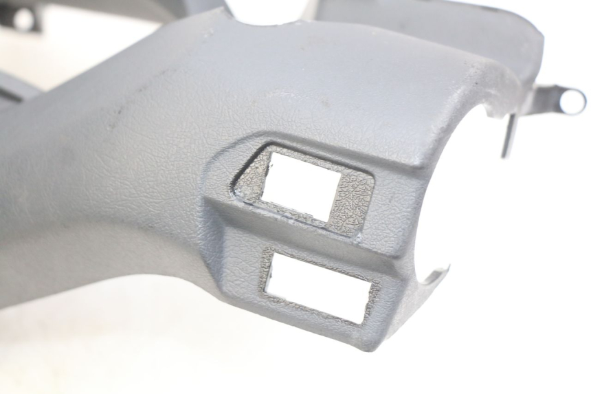 photo de COUVRE GUIDON COMMODO YAMAHA XMAX X-MAX 125 (2006 - 2009) - Vue rapprochée