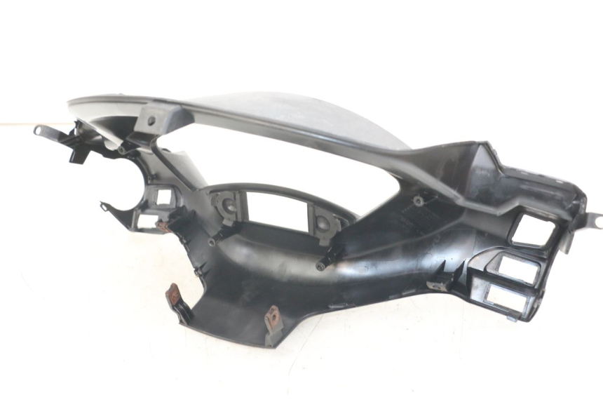 photo de COUVRE GUIDON COMMODO YAMAHA XMAX X-MAX 125 (2006 - 2009) - Autre angle de vue
