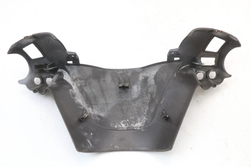 photo de COUVRE GUIDON COMMODO PIAGGIO X8 125 (2004 - 2007) - Gros plan technique