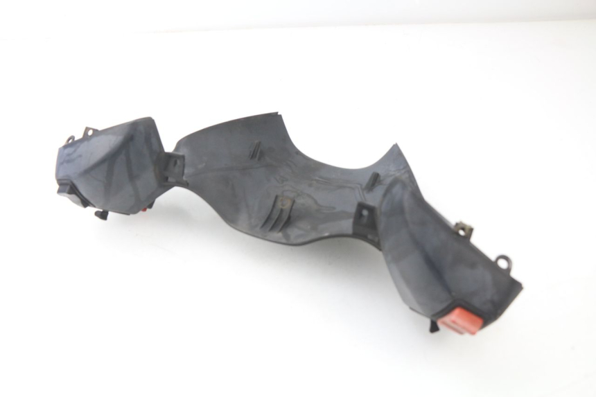 photo de COUVRE GUIDON COMMODO PIAGGIO X9 125 (2000 - 2003) - Vue d’ensemble