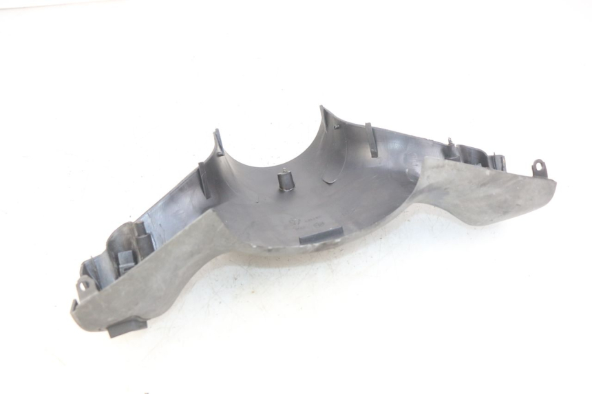 photo de COUVRE GUIDON COMMODO PIAGGIO ZIP 2T 50 (2009 - 2019) - Détail de la pièce