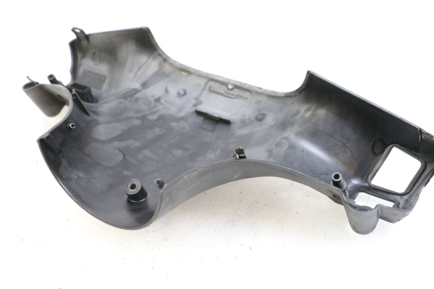 photo de COUVRE GUIDON COMMODO PIAGGIO ZIP 2T 50 (2009 - 2019) - Zoom état d’usage