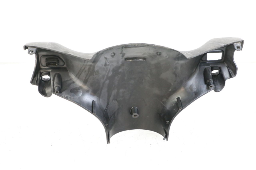 photo de COUVRE GUIDON COMMODO PIAGGIO ZIP 2T 50 (2009 - 2019) - Gros plan technique