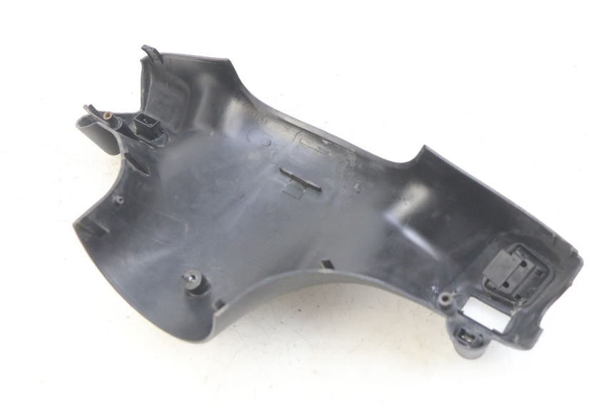 photo de COUVRE GUIDON COMMODO PIAGGIO ZIP 4T 50 (2018 - 2020) - Zoom état d’usage