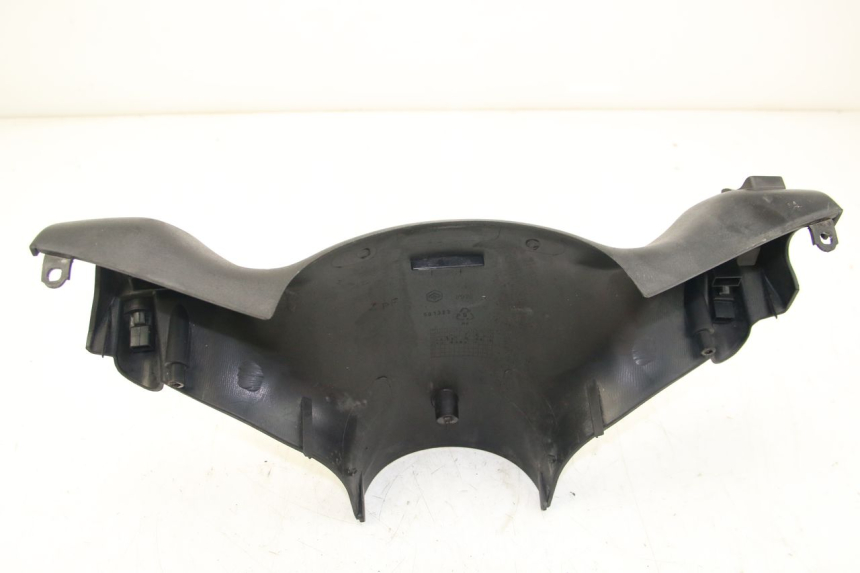 photo de COUVRE GUIDON COMMODO PIAGGIO ZIP 4T 50 (2018 - 2020) - Points de fixation